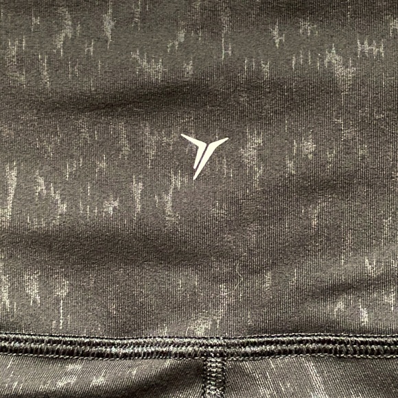 EUC Old Navy Active Elevate Go Dry Leggings - Picture 6 of 6